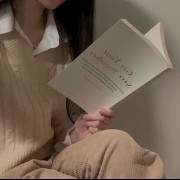 پروفایل دخترانه کتاب خواندن انگیزشی