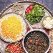 غذای سنتی ایرانی قرمه سبزی عشق هست