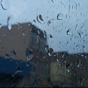 پروفایل، تصویر زمینه باران از پشت شیشه ماشین
