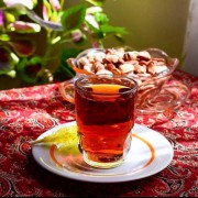 چای چه بهانه عاشقانه خوبی ست برای کمی با تو نشستن☕️ @kha