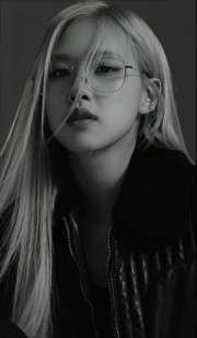 Rosé 😎😎❤️........................