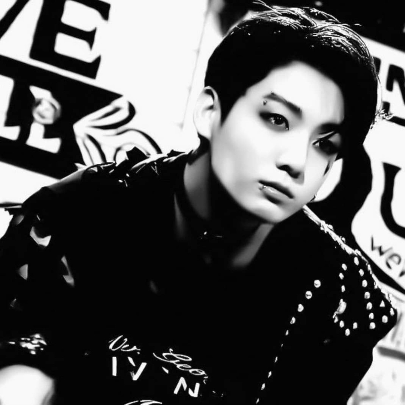 (`“ •. (`“•.¸🌹¸.•“´) ¸. •“´) 🌸«•🍃 Jung kook💕 🍃•“»🌸 (