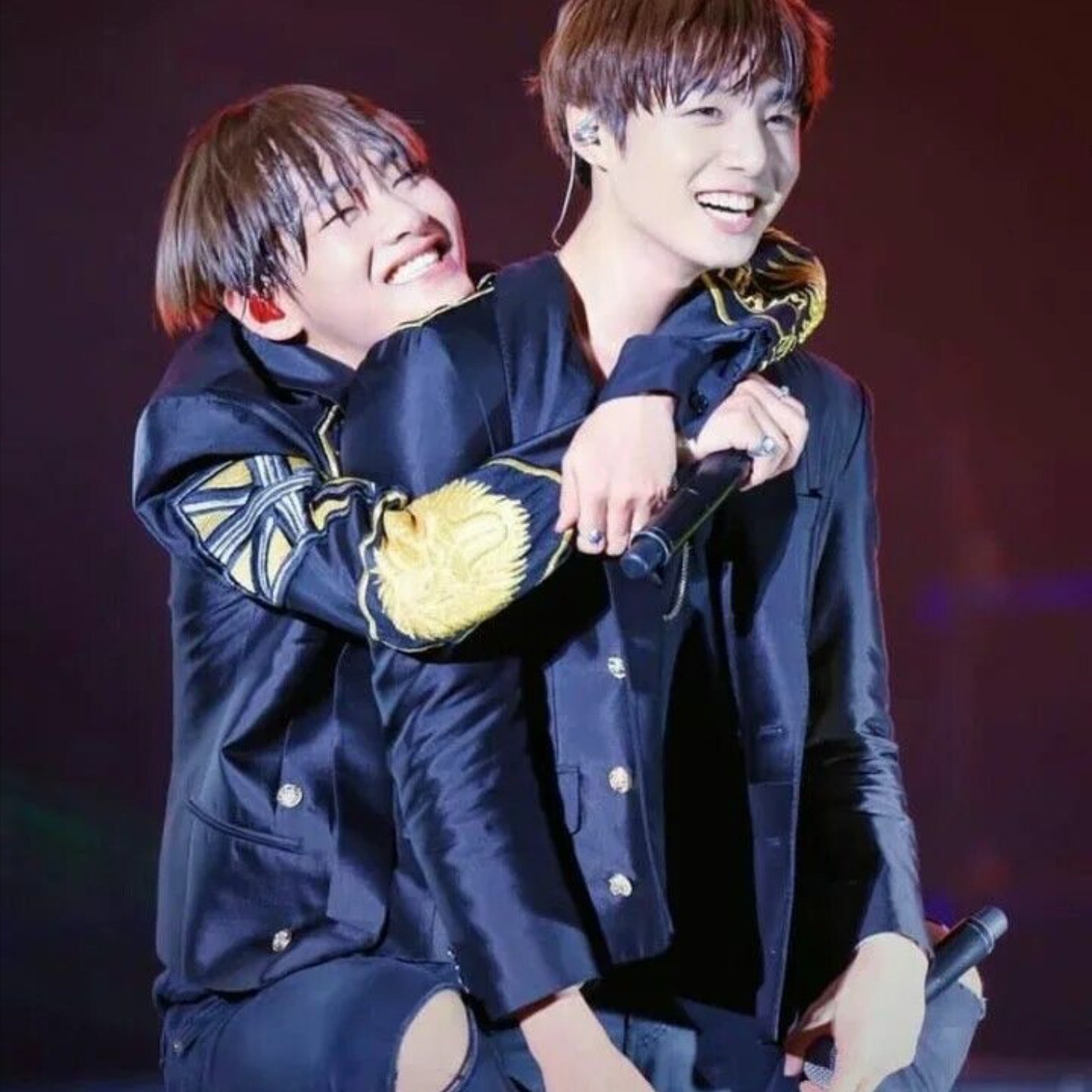 JK and V = teahkook تهکوک جونگکوک و تهیونگ 🫠🫠♥️♥️