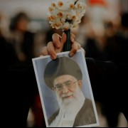 رهبرانه، رهبر فقط سید علی خامنه ای 